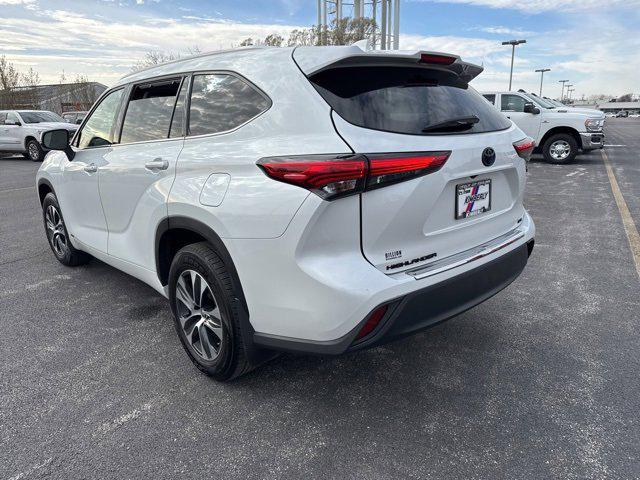 2022 Toyota Highlander Hybrid XLE