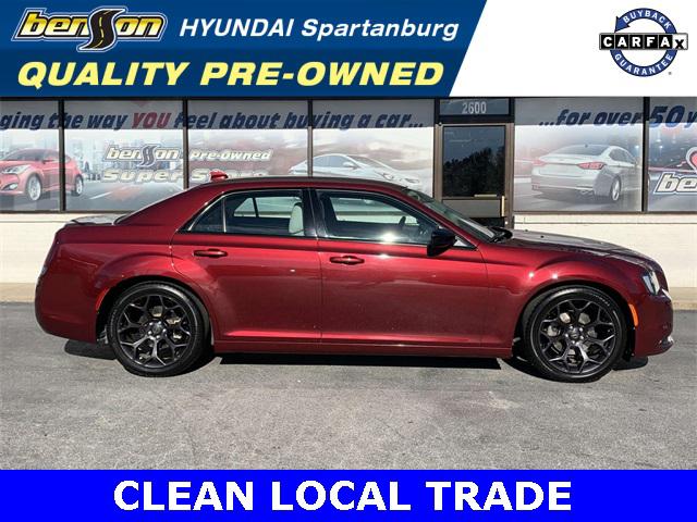 2019 Chrysler 300