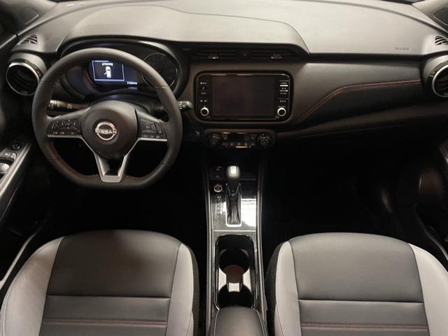 2024 Nissan Kicks SR Xtronic CVT