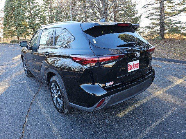 2024 Toyota Highlander XLE