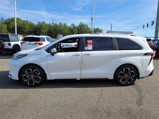 2025 Toyota Sienna Platinum