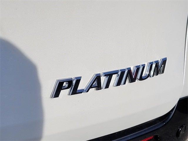 2025 Toyota Sienna Platinum