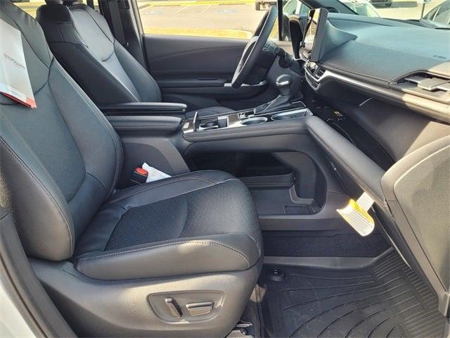 2025 Toyota Sienna Platinum