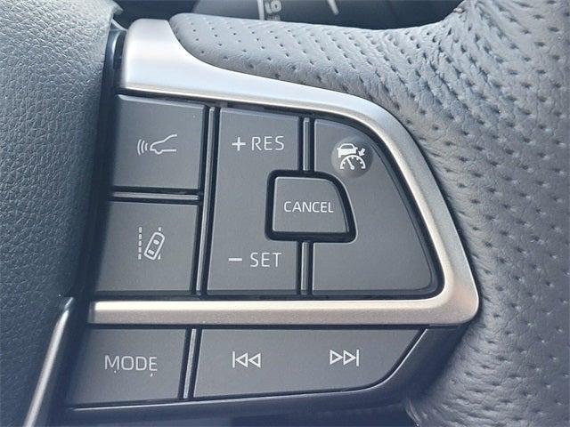 2025 Toyota Sienna Platinum