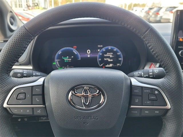 2025 Toyota Sienna Platinum