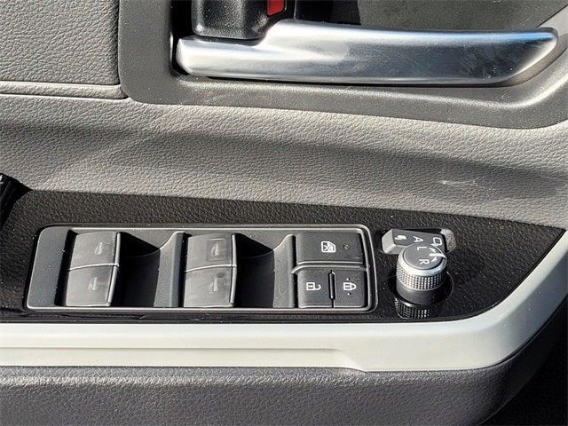 2025 Toyota Sienna Platinum
