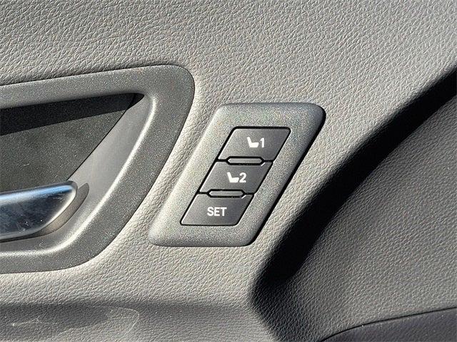 2025 Toyota Sienna Platinum