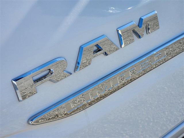 2025 Ram 1500 Limited Crew Cab 4x4 5'7" Box