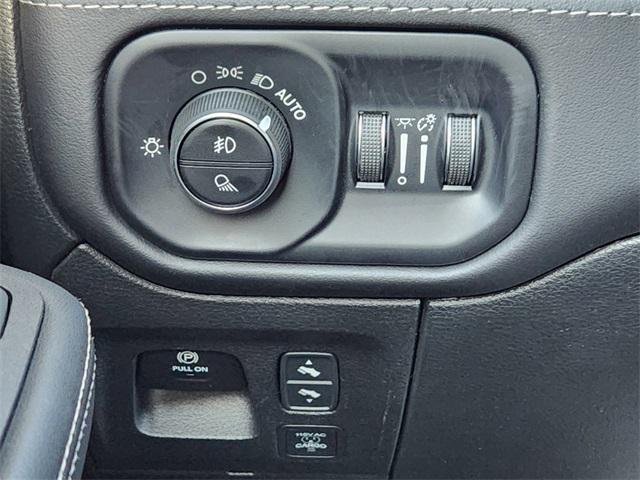 2025 Ram 1500 Limited Crew Cab 4x4 5'7" Box