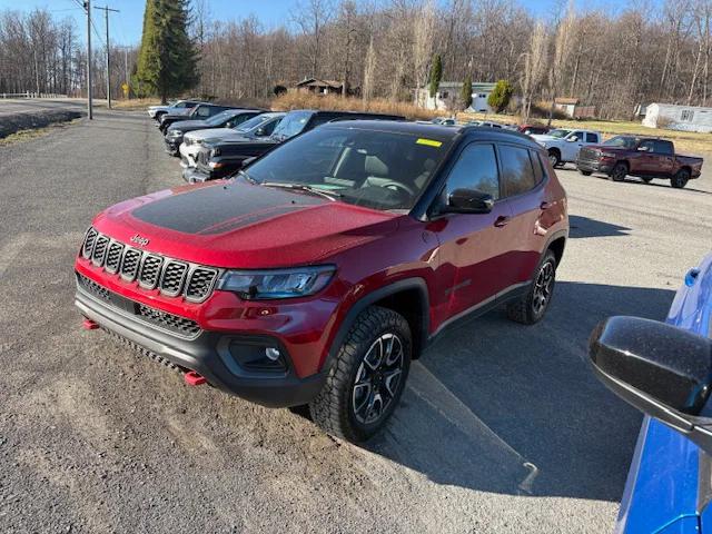 2025 Jeep Compass COMPASS TRAILHAWK 4X4