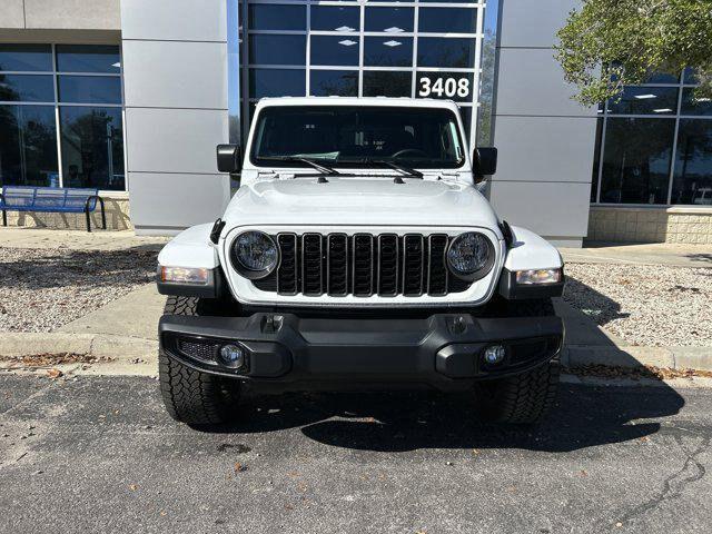 2025 Jeep Gladiator GLADIATOR NIGHTHAWK 4X4