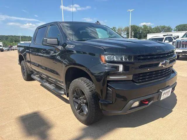 2021 Chevrolet Silverado 1500 4WD Crew Cab Standard Bed LT Trail Boss for sale in Fort Madison, IA