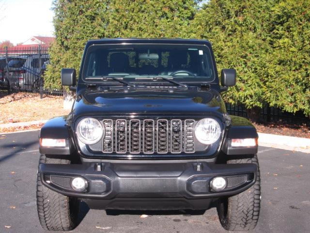 2024 Jeep Gladiator Sport S