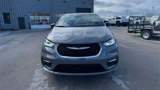 2025 Chrysler Pacifica PACIFICA SELECT AWD