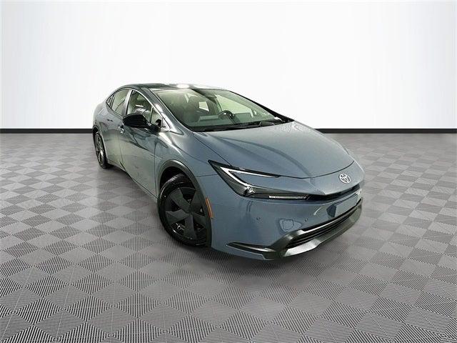 2023 Toyota Prius LE