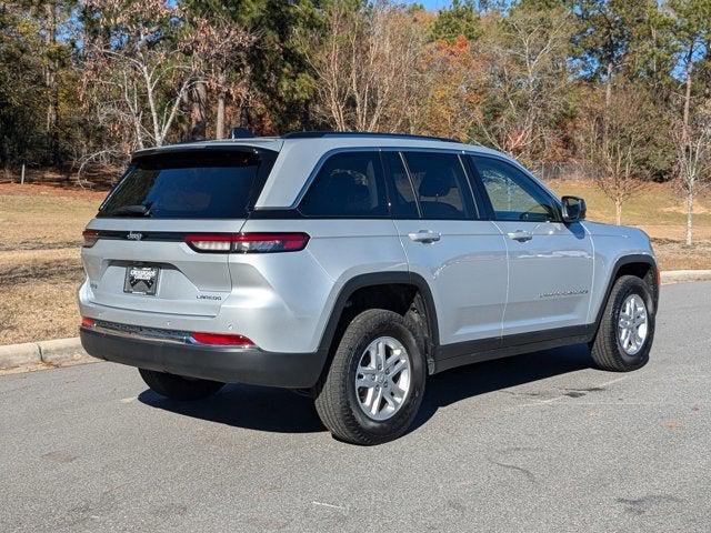 2023 Jeep Grand Cherokee Laredo 4x2