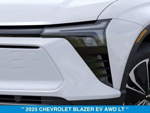 2025 Chevrolet V Blazer eAWD LT