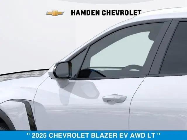 2025 Chevrolet V Blazer eAWD LT