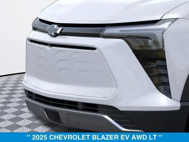 2025 Chevrolet V Blazer eAWD LT