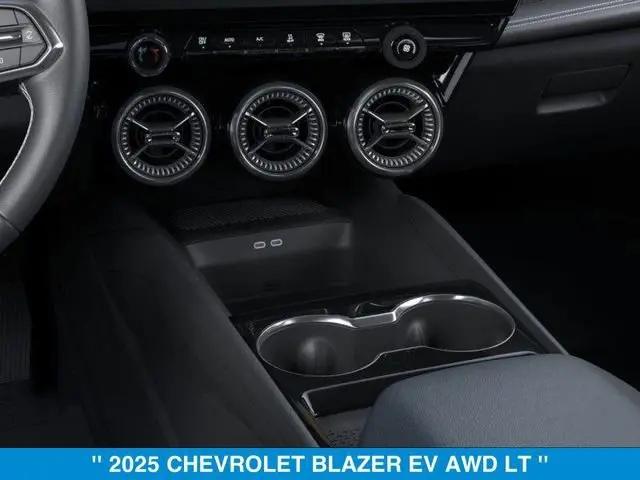 2025 Chevrolet V Blazer eAWD LT