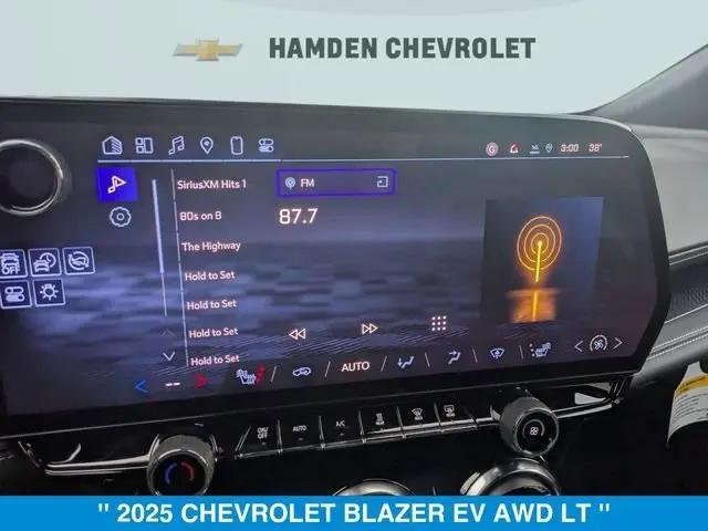 2025 Chevrolet V Blazer eAWD LT