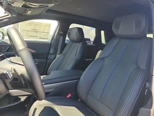 2025 Cadillac iQ Luxury 3 RWD