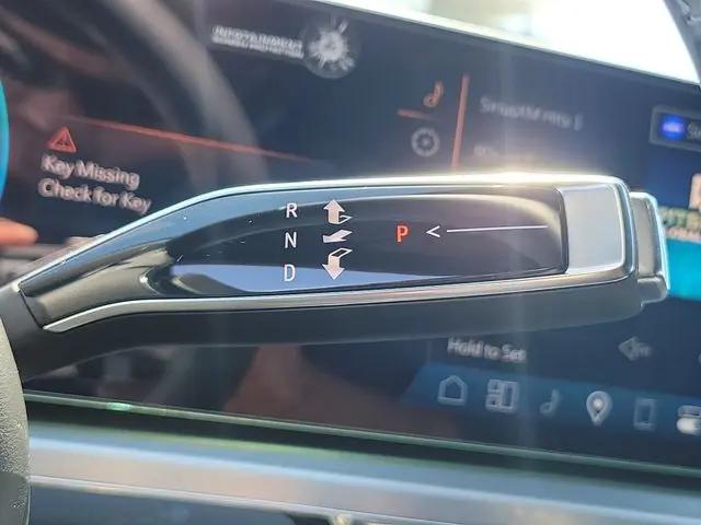 2025 Cadillac iQ Luxury 3 RWD