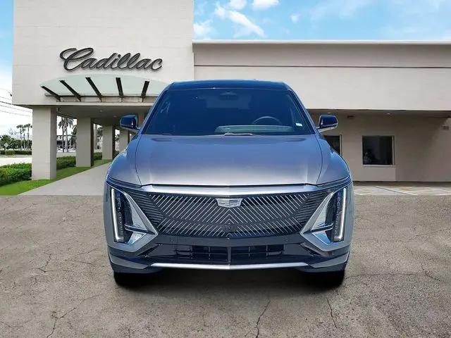 2025 Cadillac iQ Luxury 3 RWD