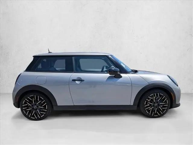 2025 MINI Hardtop Cooper