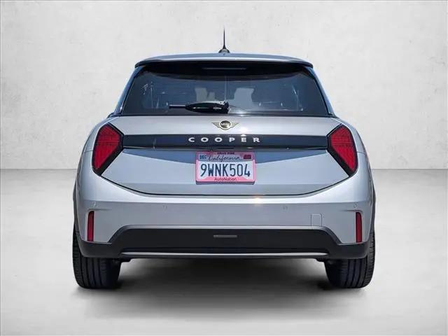2025 MINI Hardtop Cooper
