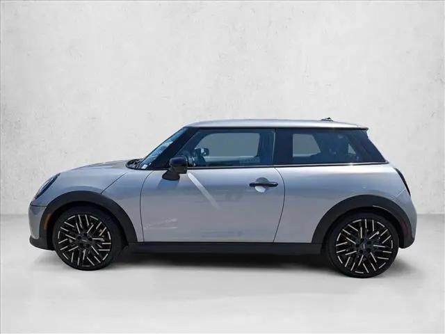 2025 MINI Hardtop Cooper