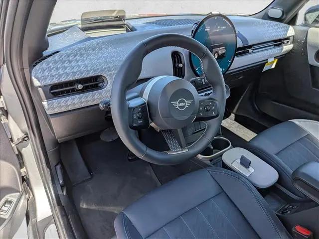 2025 MINI Hardtop Cooper