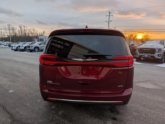 2022 Chrysler Pacifica Pinnacle AWD