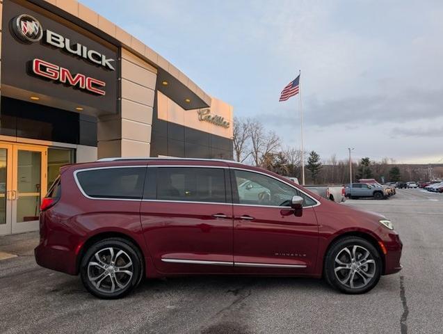 2022 Chrysler Pacifica Pinnacle AWD