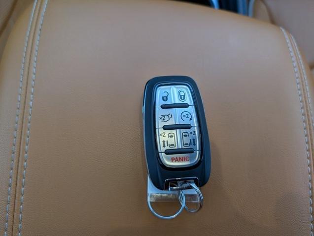 2022 Chrysler Pacifica Pinnacle AWD