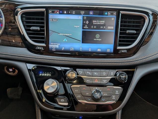 2022 Chrysler Pacifica Pinnacle AWD