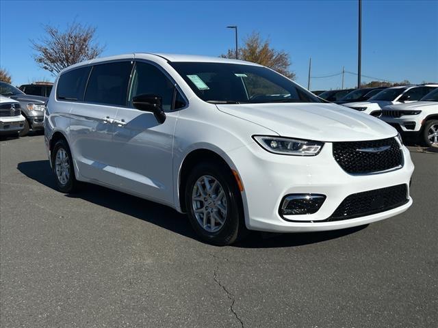 2025 Chrysler Pacifica PACIFICA SELECT