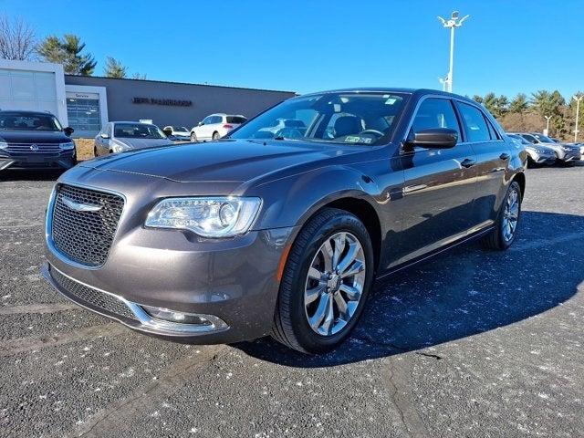 2017 Chrysler 300 Limited AWD