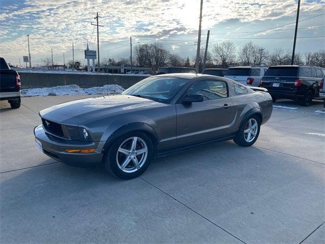 2005 Ford Mustang V6 Premium