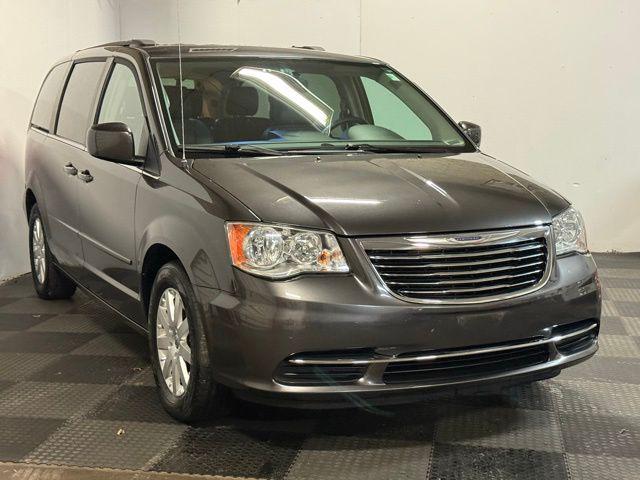 2016 Chrysler Town & Country