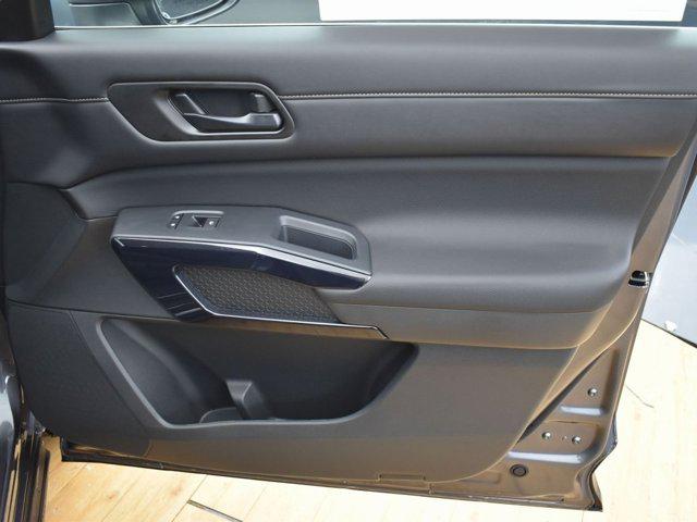 2025 Nissan Pathfinder S 4WD