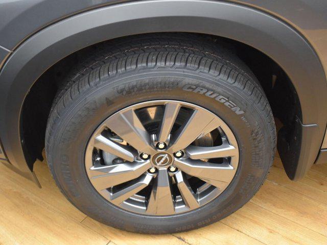 2025 Nissan Pathfinder S 4WD