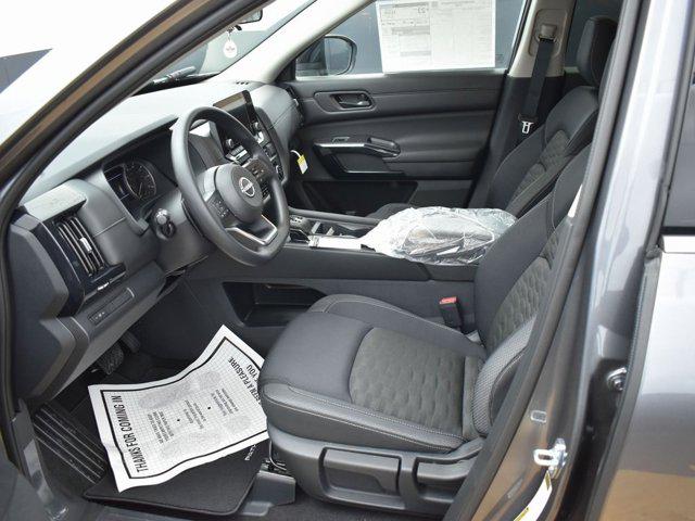 2025 Nissan Pathfinder S 4WD