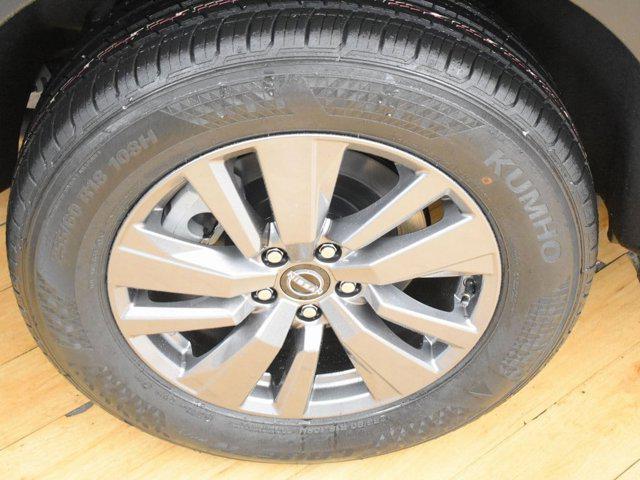 2025 Nissan Pathfinder S 4WD