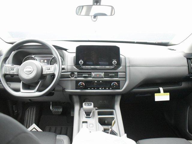 2025 Nissan Pathfinder S 4WD
