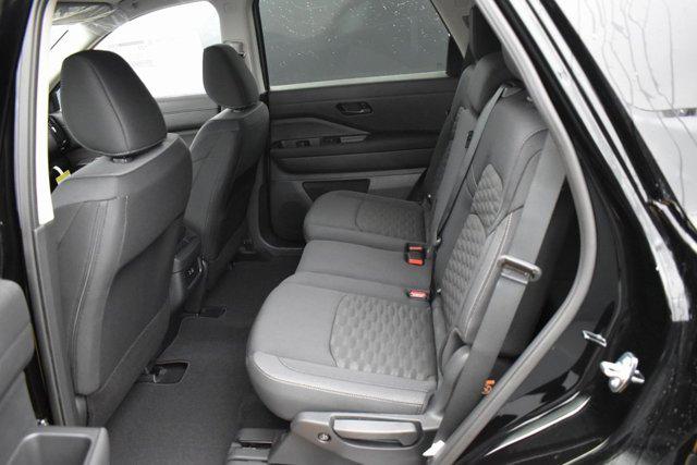 2025 Nissan Pathfinder S 4WD