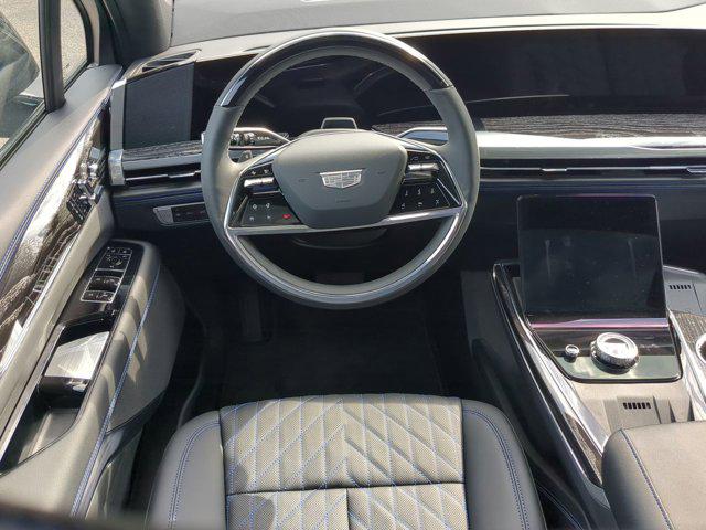 2025 Cadillac Escalade Luxury 1