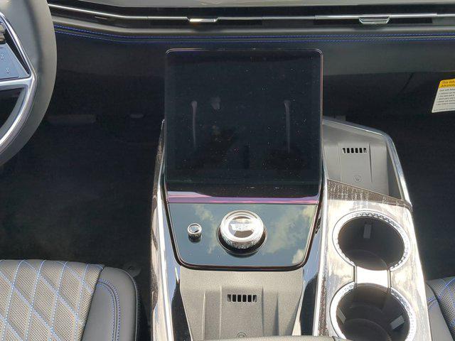 2025 Cadillac Escalade Luxury 1