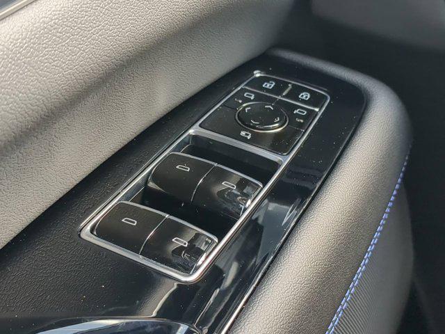 2025 Cadillac Escalade Luxury 1