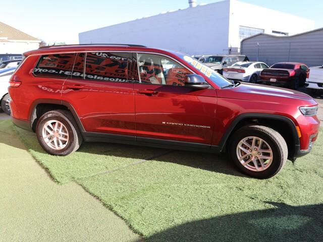 2023 Jeep Grand Cherokee L Laredo 4x2
